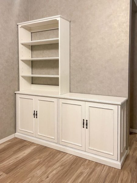 納品後高さがほしいということで、上段シェルフをH1970まで延長しました。