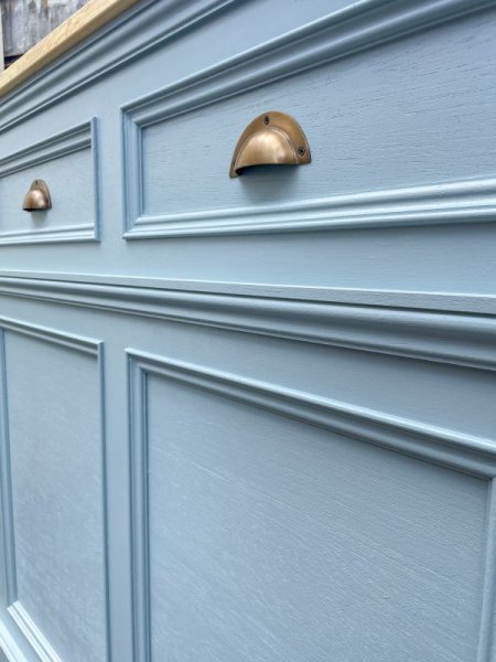 こちらはブルーグレー、他基本カラーは21色。