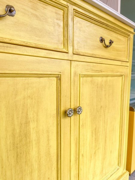 写真は特注色「イエロー汚し」