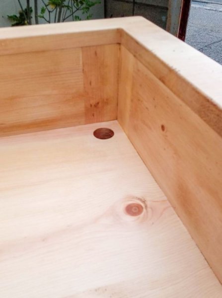 配線穴のご指示など、お気軽にご相談下さい。