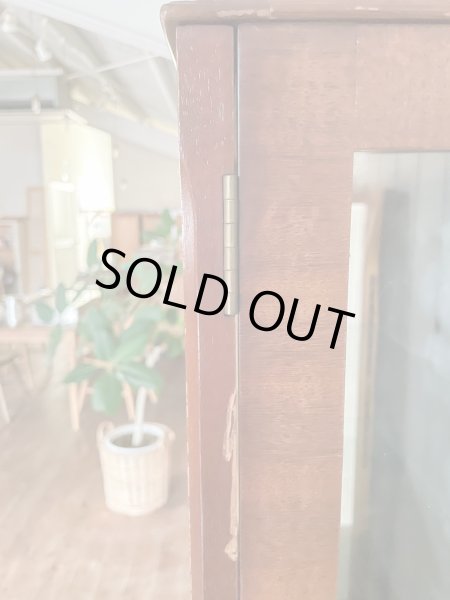 ところどころ傷があります。