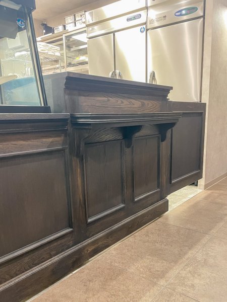 画像6: オーダーメイドオーク材レジカウンター132 (ケーキ屋さん向け・卓上冷蔵ショーケースカウンター)W2500 スイングドア付き (6)