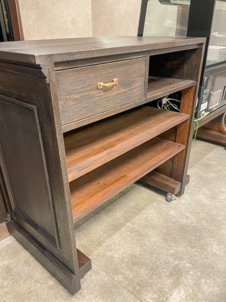 画像10: オーダーメイドオーク材レジカウンター132 (ケーキ屋さん向け・卓上冷蔵ショーケースカウンター)W2500 スイングドア付き (10)