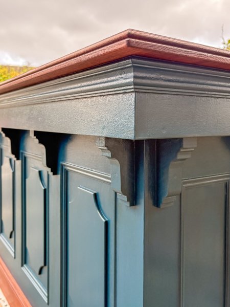 当店定番商品よりも豪華な装飾を施したタイプ