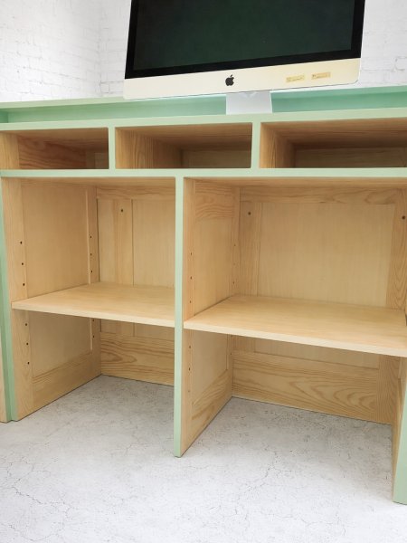 写真はオープンボックスと可動棚