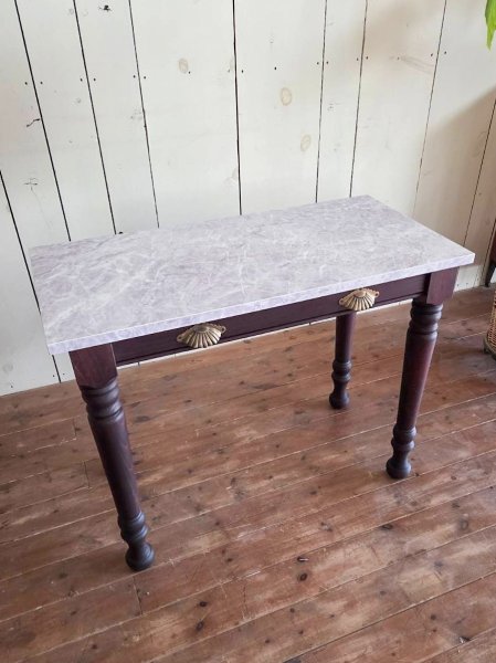 天板の大理石柄は基本8種類をご用意しております。