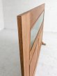 天然木を使った、ゴージャスなデザインの目隠しパーテーションです。