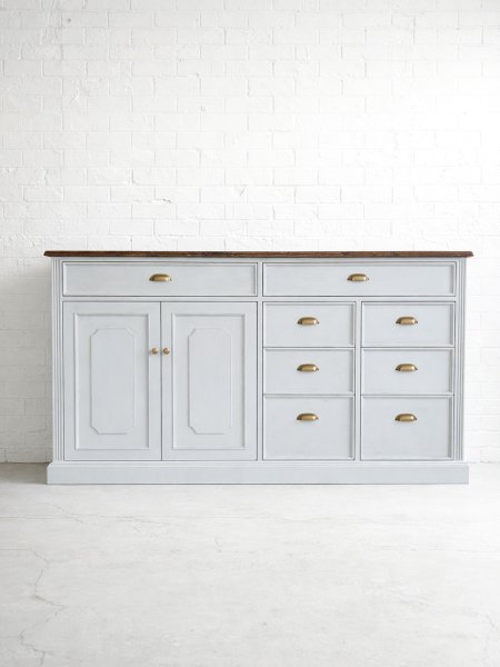 パイン材で作ったオーダーメイドキッチンボード。