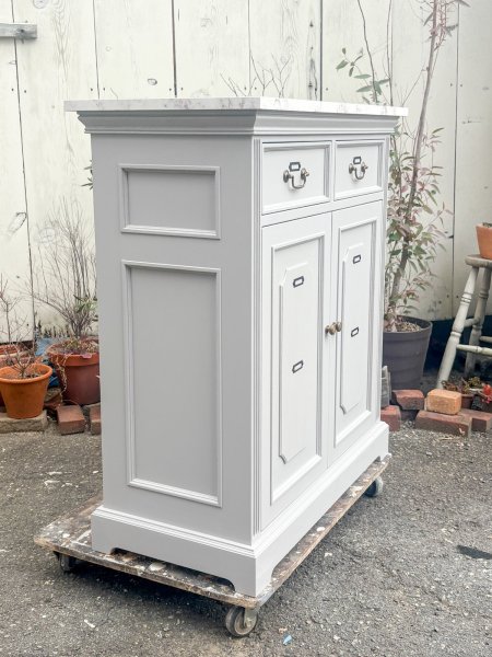 写真はW900×D450×H1000mm、サイズオーダー承ります。