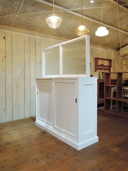 サイズはW1300 D400 H1600、もちろんサイズオーダー可。