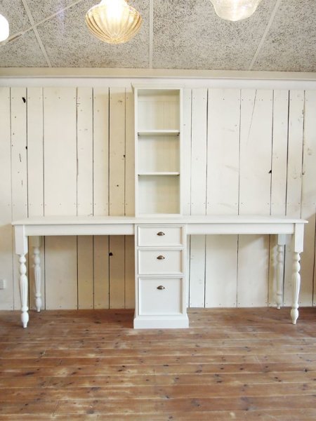 横幅2300 高さ1950mmの大きな店舗什器、オーダーメイドで製作します。