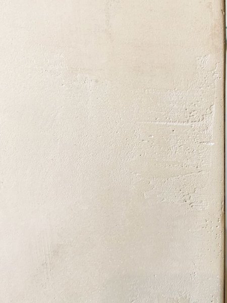 実物の色はこちらに近いです。