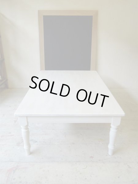 奥行800と家族で囲める幅広テーブル