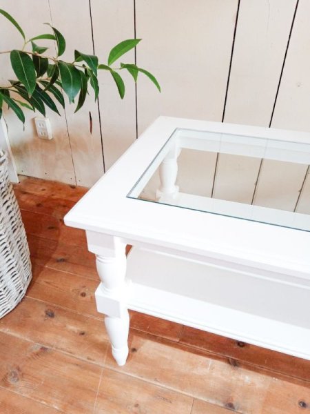 写真は艶ありホワイト、カラーオーダーも承ります。