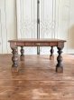 画像2: オークターンドレッグローテーブル　アンティーク調リビングテーブル　「Classic Benchleg」 (2)