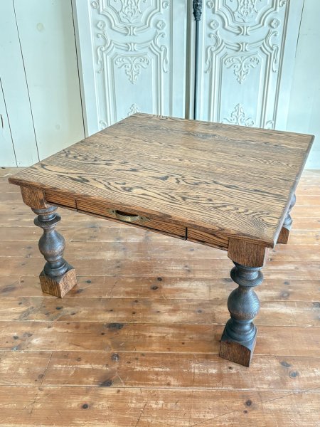 画像8: オークターンドレッグローテーブル　アンティーク調リビングテーブル　「Classic Benchleg」 (8)