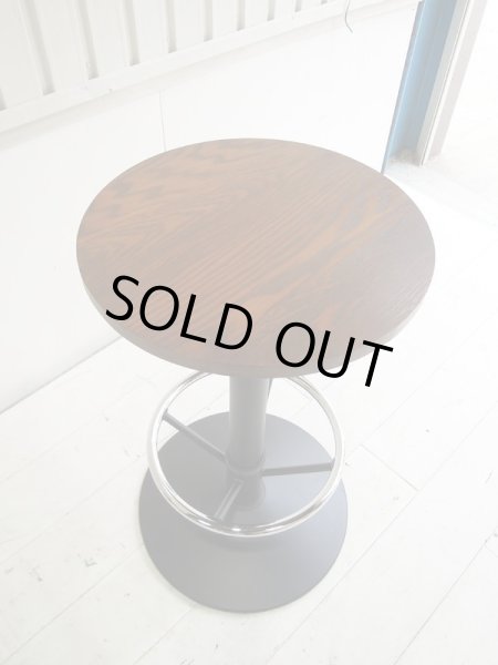 バーや飲食店のスタンドテーブル等におすすめです。