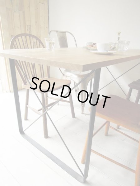 画像2: 1点限り　アイアンレッグダイニングテーブル　  (2)