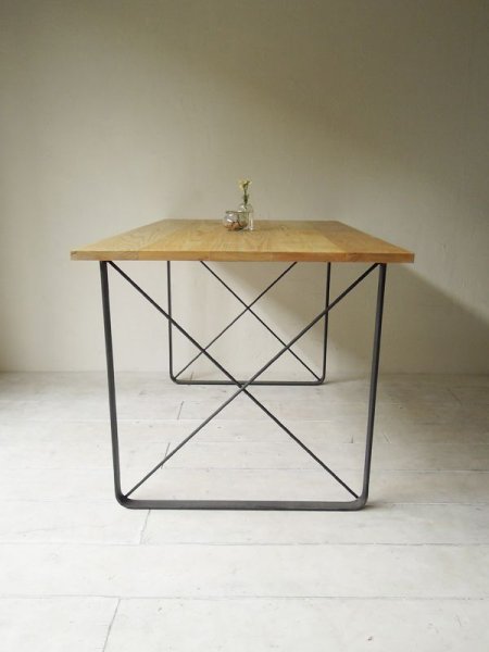 画像3: ホワイトアッシュアイアンレッグダイニングテーブル 鉄脚「筋交い」 サイズオーダー (3)