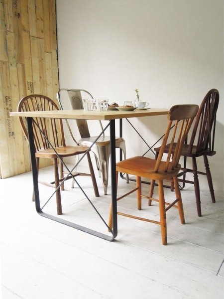 画像4: ホワイトアッシュアイアンレッグダイニングテーブル 鉄脚「筋交い」 サイズオーダー (4)