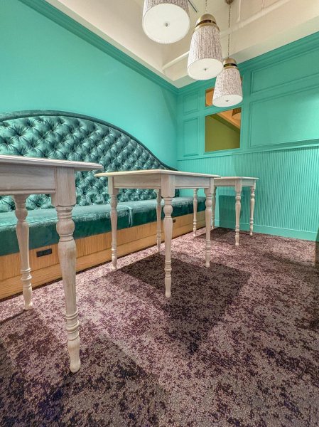 画像2: オークターンドレッグダイニングテーブル　ろくろ脚「スレンダー」　アンティーク調テーブル (2)