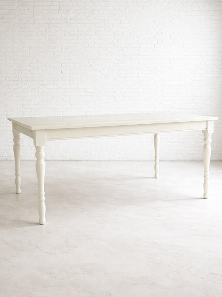 ホワイトの伸長式ダイニングテーブル