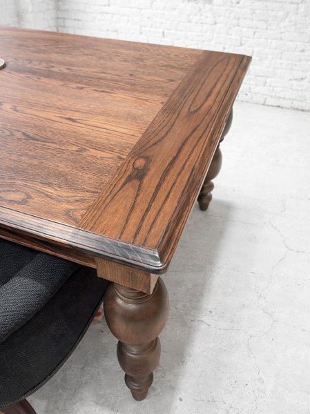 端バメは、反り止めの効果があります。