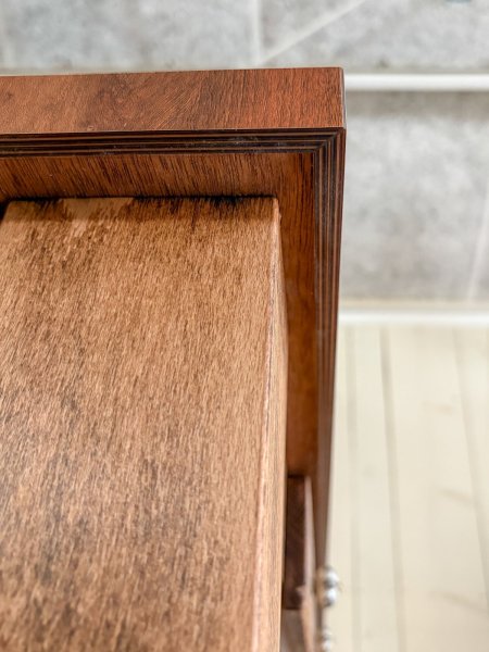 天板の厚みは自由に設定できます。