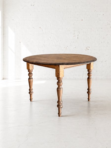 丸テーブルのオーダーメイド専門店です。