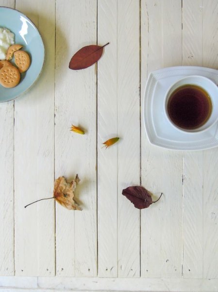 キズ、釘跡、ノコ跡があります