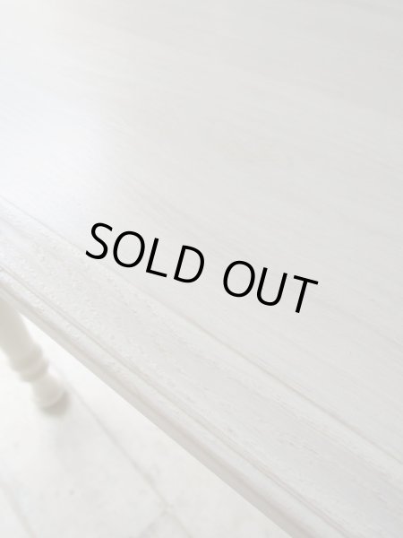 普段使いも安心な防水ウレタン仕上げ、少し艶があります。