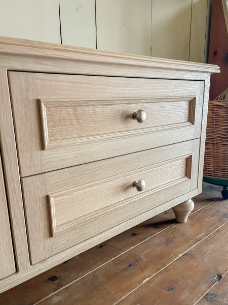 ホワイトオークの美しい色合い