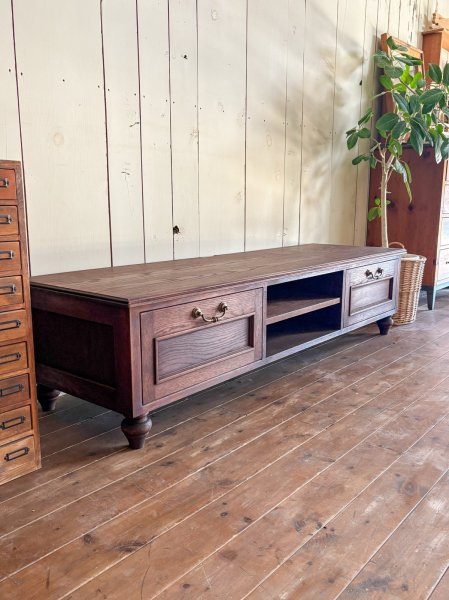 基本サイズは1400,1650,1800mmですが、2000mmを超えるサイズオーダーも可能です。