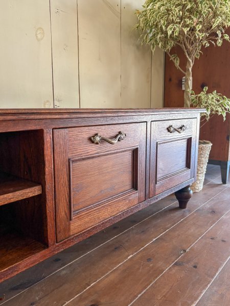 真鍮取っ手は100種類以上のデザインから選べます。