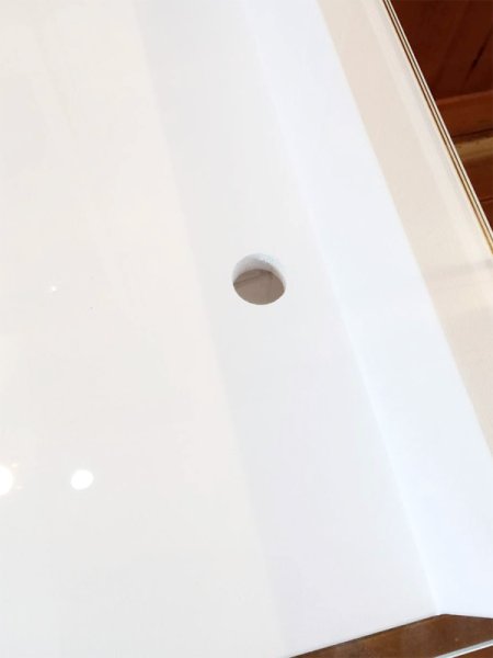 コード穴あけは無料です。