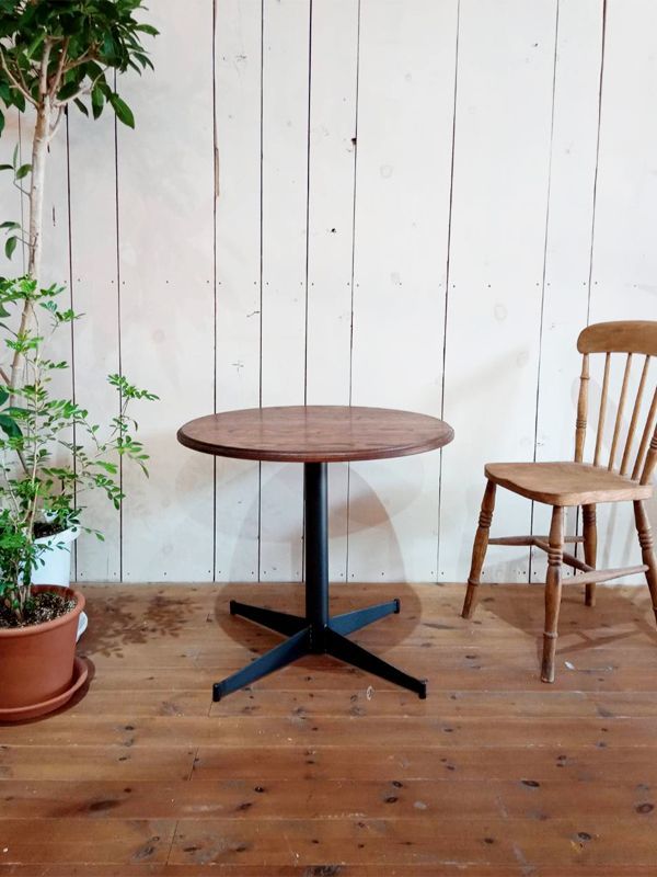 おうちカフェを楽しむラウンドテーブル直径70cm@大阪のGrace Furniture
