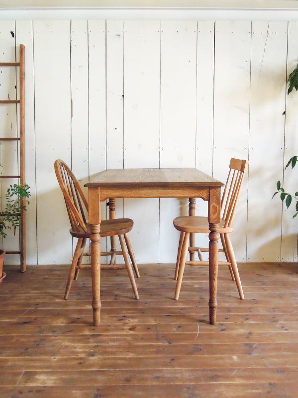 カフェ向けろくろ足テーブルW1200温かみのある天然木テーブル@大阪の